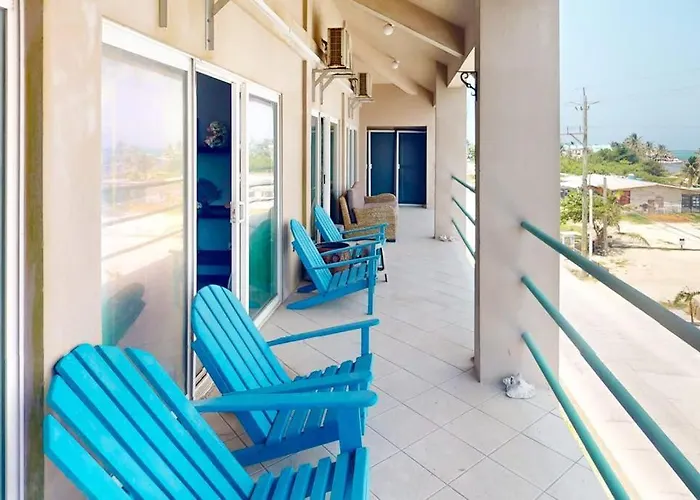 G303 At Mara Laguna Gold Standard Certified * San Pedro (Ambergris Caye)